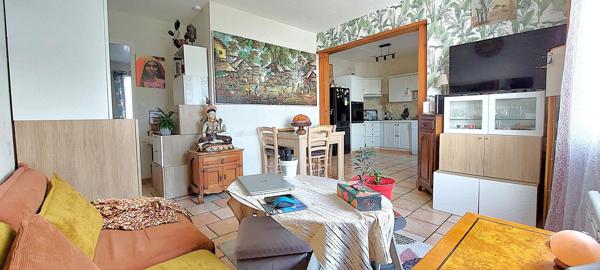 Maison charentaise, 2 chambres, jardin et garage