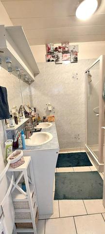 Maison charentaise, 2 chambres, jardin et garage