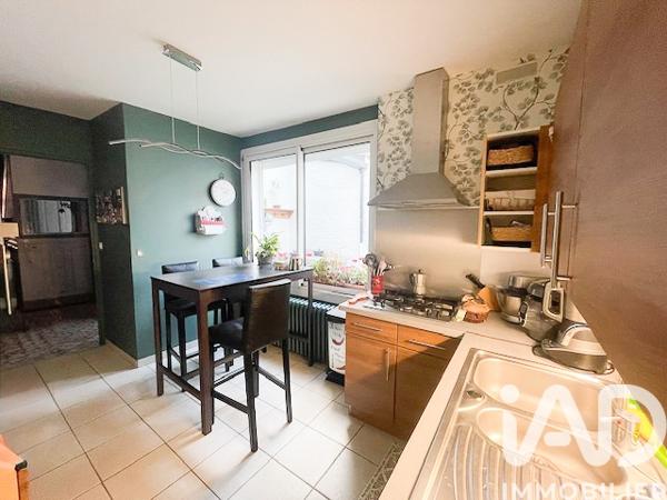 Maison à vendre 6 pièces 175 m² Saint-Quentin