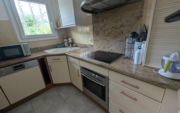 Maison à vendre    5 pièces • 152,74 m2 Six-Fours-les-Plages