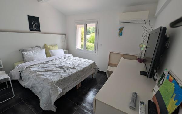 Maison à vendre    5 pièces • 152,74 m2 Six-Fours-les-Plages