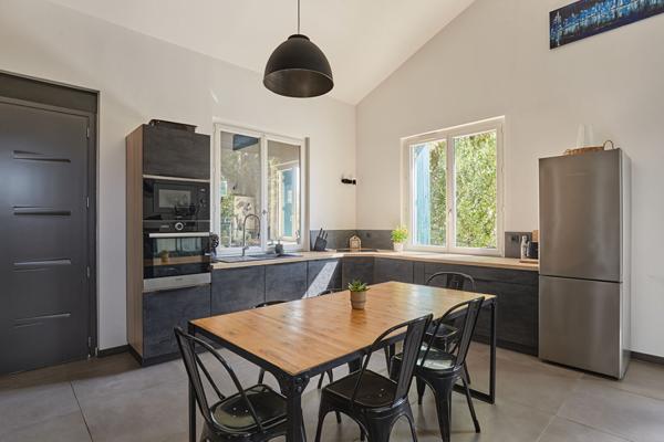 Maison centre ville- rénovée en 2023 avec extérieur et 60m² de dépendance
