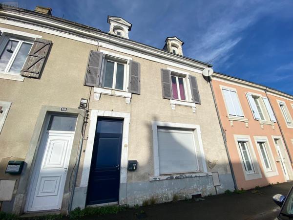 Maison à vendre à Cérans-Foulletourte dans la Sarthe (72330), ref : 72122-1355