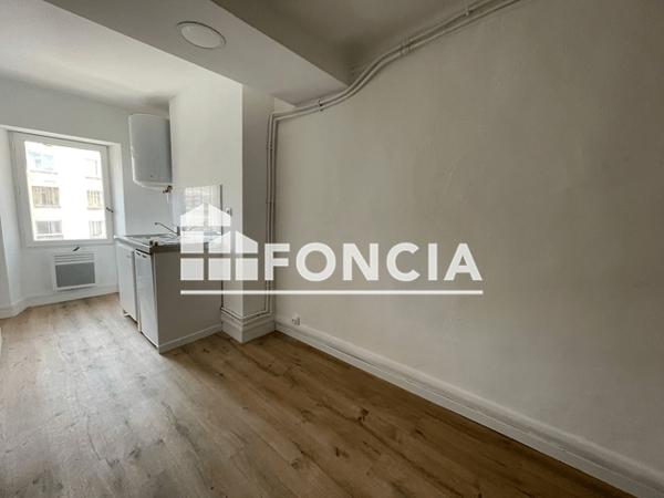 Location Studio 16.3 m² - 46 RUE CAISSERIE Marseille 13002