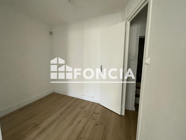 Location Studio 16.3 m² - 46 RUE CAISSERIE Marseille 13002