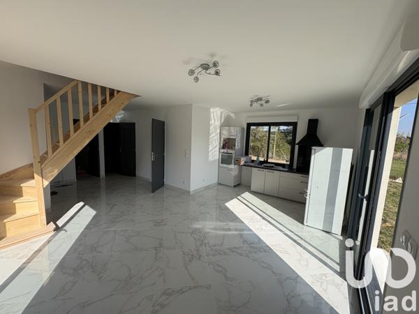 Maison à vendre 6 pièces 65 m² Mesnils-sur-Iton