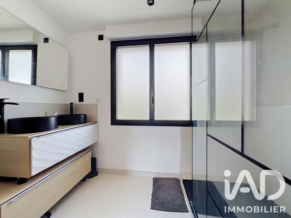 Maison à vendre 5 pièces 105 m² Ploemeur