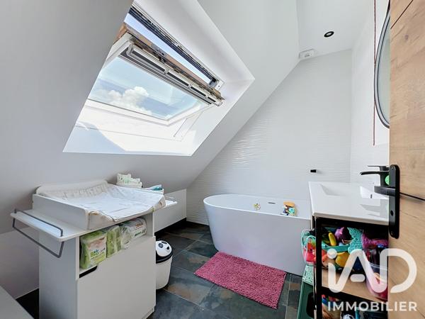 Maison à vendre 5 pièces 105 m² Ploemeur