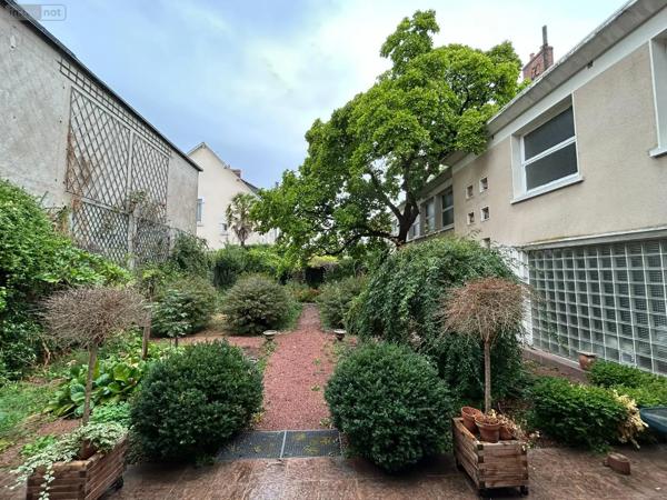 Achat - Maison Le Mans 72000 13 pièces 368 m 2 494 m 2