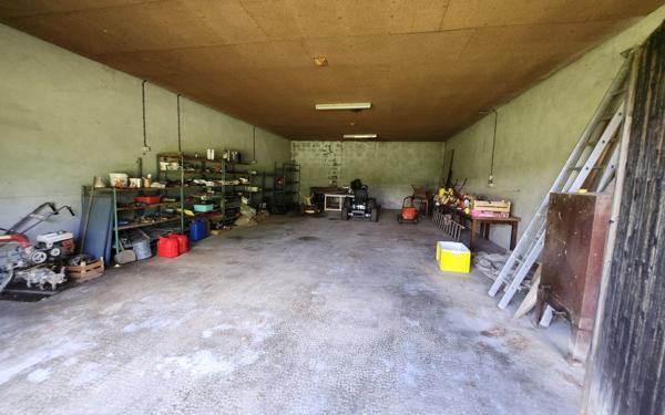 Maison à vendre    2 pièces •  Culan