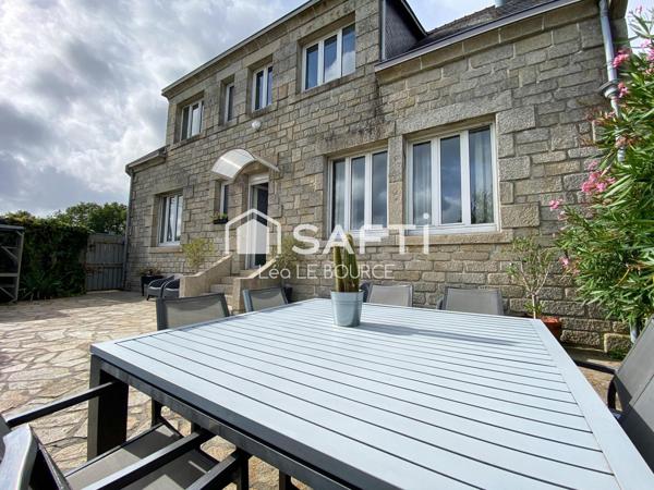 MAISON EN PIERRE DE CARACTÈRE À ERGUÉ-GABÉRIC