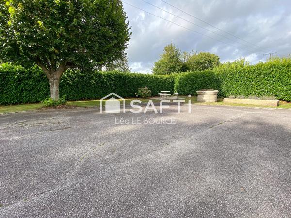 MAISON EN PIERRE DE CARACTÈRE À ERGUÉ-GABÉRIC