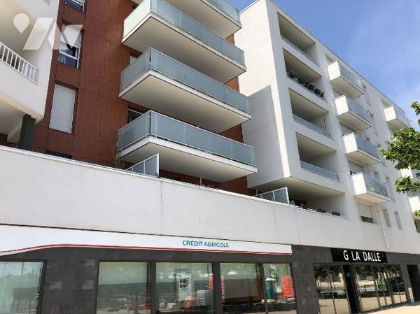 A VENDRE STUDIO AVEC PARKING, RESIDENCE RECENTE