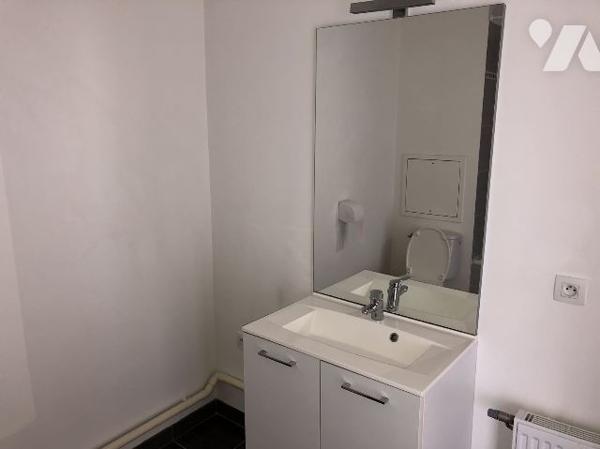 A VENDRE STUDIO AVEC PARKING, RESIDENCE RECENTE
