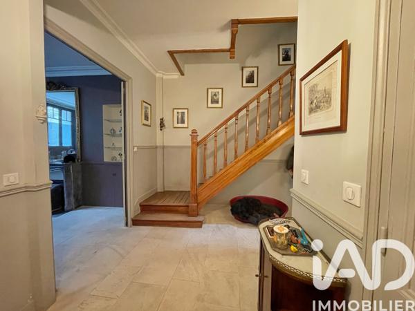 Maison à vendre 12 pièces 311 m² Compiègne