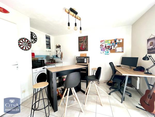 Appartement à louer 1 pièce 37.98m²