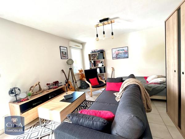 Appartement à louer 1 pièce 37.98m²