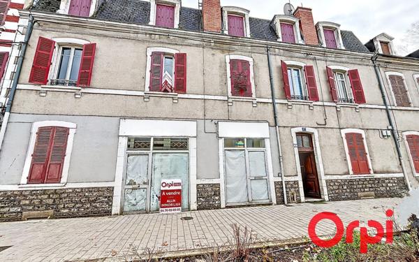 Immeuble à vendre    12 pièces •  Montluçon