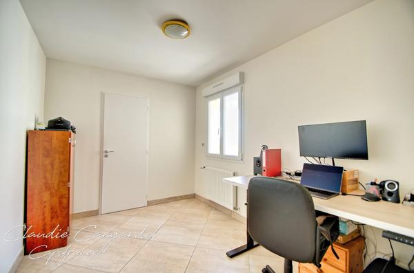 Belle maison de plain-pied à vendre 7 pièces avec piscine à DOMPIERRE SUR MER (17) à 10 min de La Rochelle