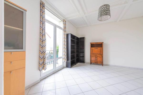 Appartement Saint Remy Les Chevreuse deux pièces 44 m² avec jardin de 150 m²