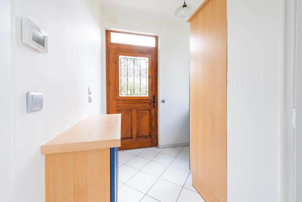 Appartement Saint Remy Les Chevreuse deux pièces 44 m² avec jardin de 150 m²