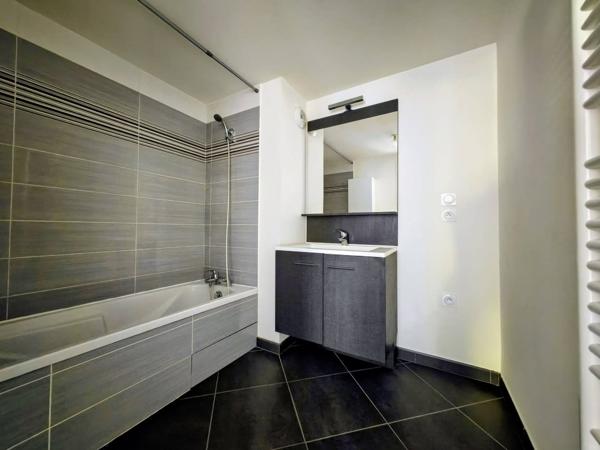 Appartement avec garage et cave
