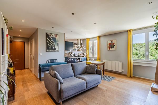 Villeurbanne – Appartement T4 de 84 m² – 3 chambres – Ascenseur – Cave