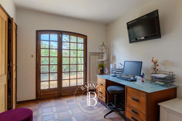 Cuers, Maison  180 m² à vendre
