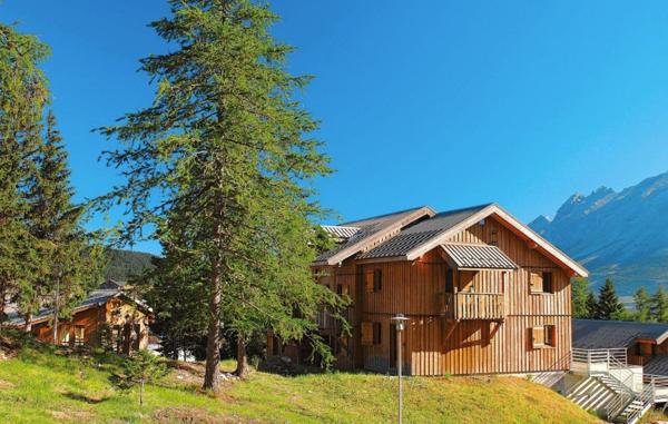 INVESTISSEMENT LOCATIF – SUPER DEVOLUY - Résidence Odalys L'Orée des Pistes**** - 6,91%  de rentabilité.