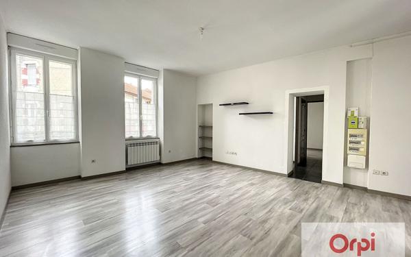 Appartement à louer    4 pièces •  Montluçon