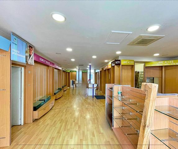 Local commercial + Habitation à Mussidan