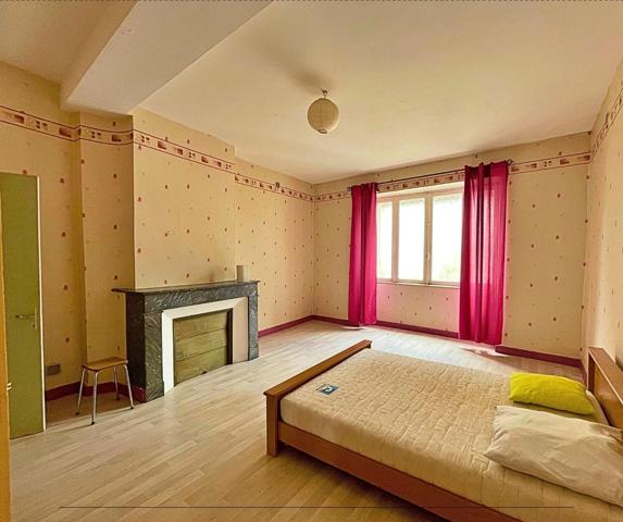 Local commercial + Habitation à Mussidan