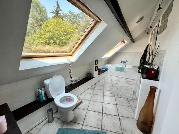 Maison de 148 m² habitable avec 4 chambres et jardin clos de plus de 1600 m²