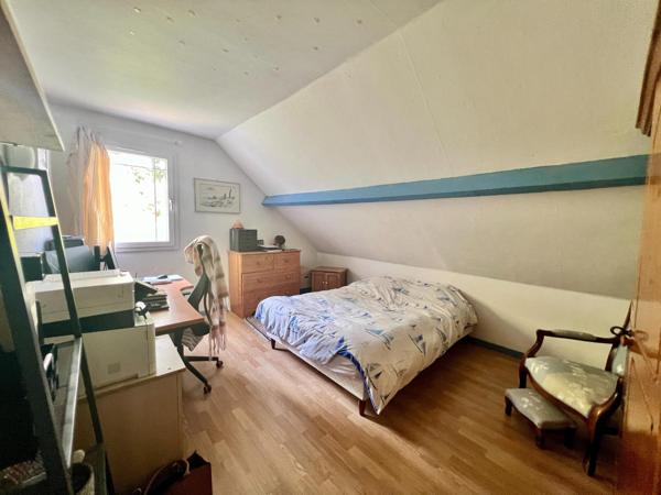 Maison de 148 m² habitable avec 4 chambres et jardin clos de plus de 1600 m²