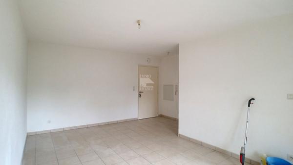 Appartement Saint Fraimbault De Prières 2 pièces 45.90 m²