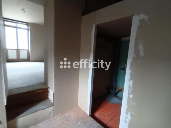 Maison 6 pièces - 216 m² Exclusivité efficity