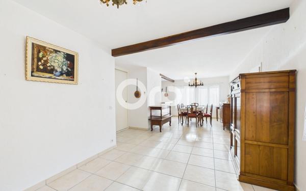 Maison à vendre    9 pièces • 285,37 m2 Montauroux