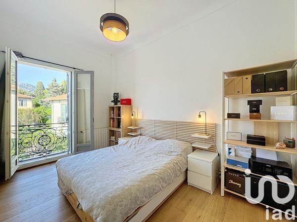 Appartement 4 pièces de 88 m² à Menton (06500)