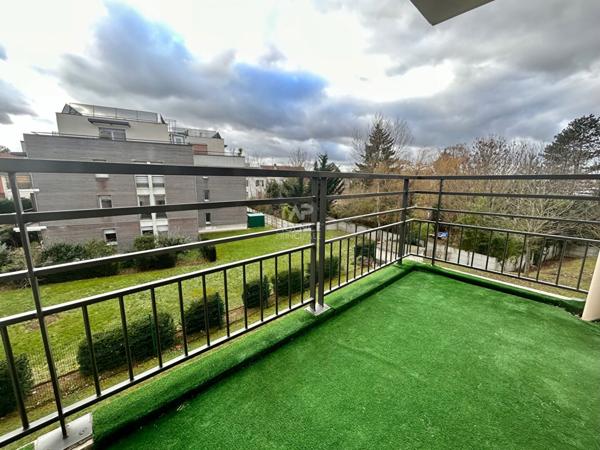 Appartement 4 pièce(s) CARRIERES SOUS POISSY €315 000 ** - Référence 9015