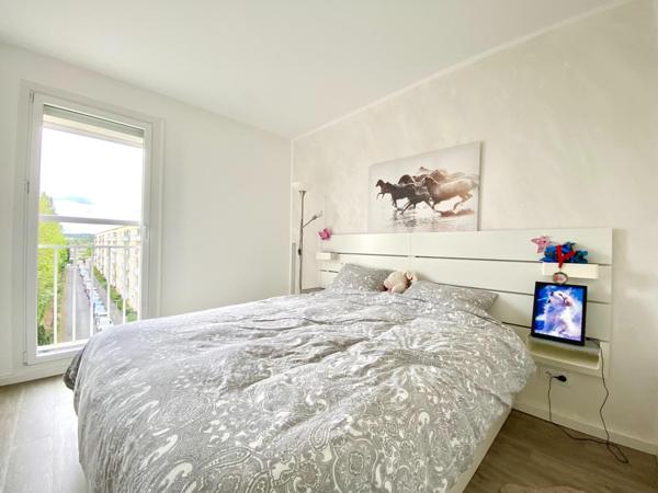 Appartement 3 pièces avec balcon / cave / box en option