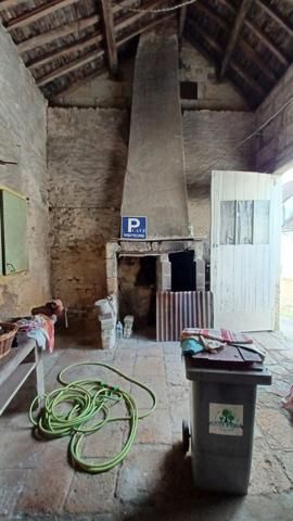 À vendre - Maison ancienne, 5 pièces située à Saint-Georges-sur-Cher (41400)