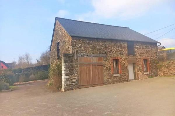 Local Commercial à AMBRIERES-LES-VALLEES, 53300 - 18 pièces 450m²