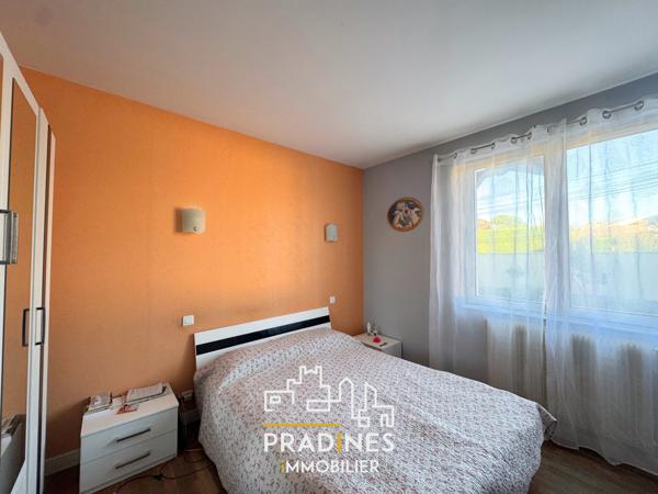 Maison familiale à vendre Mornant – 5 chambres, vue panoramique, grand garage, jardin piscinable, sous-sol 200 m²