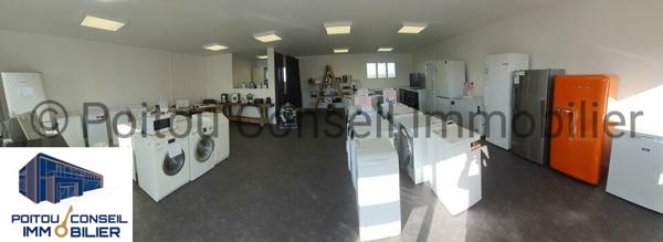 LOCAL COMMERCIAL ZONE TERRE DE SPORT 87m2 PARKINGS ET VISIBILITE