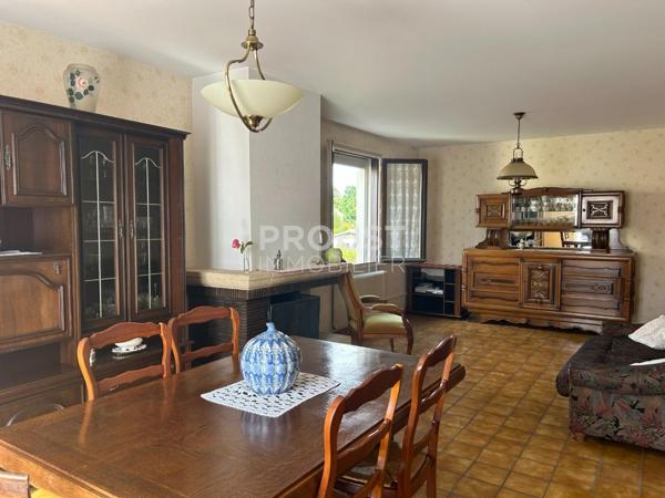 Niort, secteur ste pezenne, pavillon sur sous sol, 5 chambres, garage et jardin