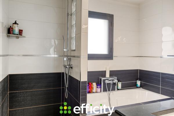 Maison 5 pièces - 124 m² Exclusivité efficity