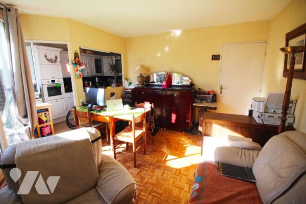 Appartement T3 agréable de 68m2 (Carrez) avec sa belle terrasse de 7m2, quartier Gèze (15e, Calade)