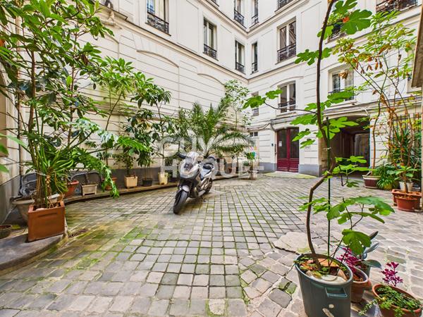 Local professionnel - M° République