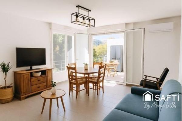 Dernier étage, vue Sainte-Victoire, calme et lumière