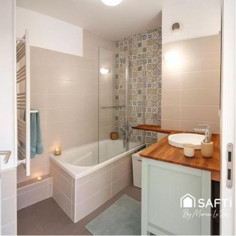 Dernier étage, vue Sainte-Victoire, calme et lumière